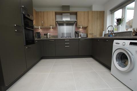 3 bedroom semi-detached house for sale, Pembers Hill Drive, Fair Oak, Eastleigh