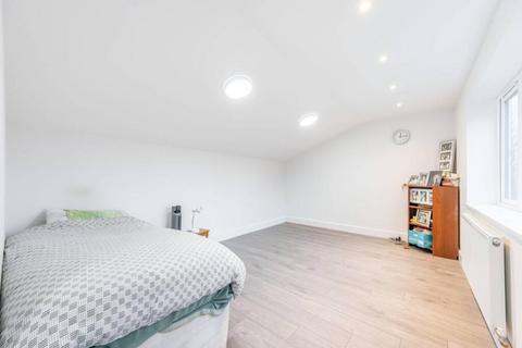 5 bedroom semi-detached house to rent, Lyon Park Avenue, Wembley, Middlesex, HA0