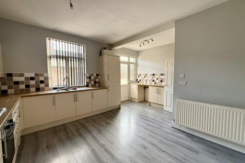 3 bedroom terraced house for sale, Grafton Road, Cheshire CH65