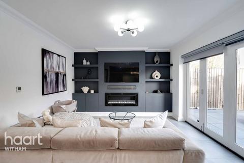 4 bedroom detached house for sale, Hatfield Road, Witham