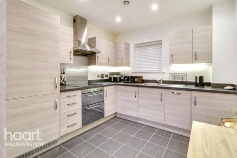 undefined, Thornbury Way, London