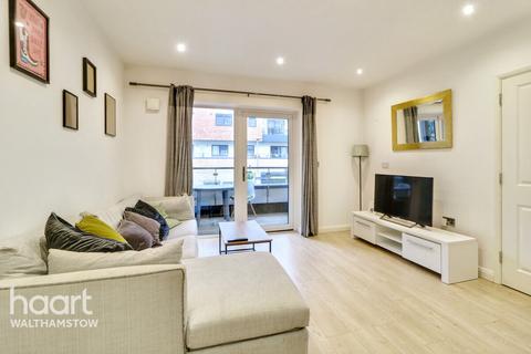 1 bedroom apartment for sale, Thornbury Way, London