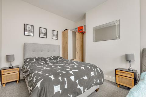 1 bedroom flat to rent, Cavendish Road, London