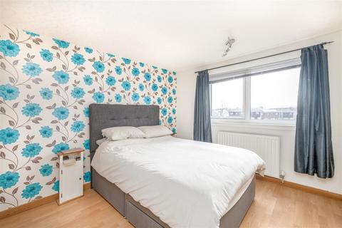 3 bedroom end of terrace house for sale, 2 Callercove Way, Eyemouth
