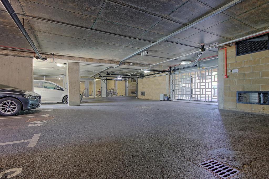 Garage.jpg