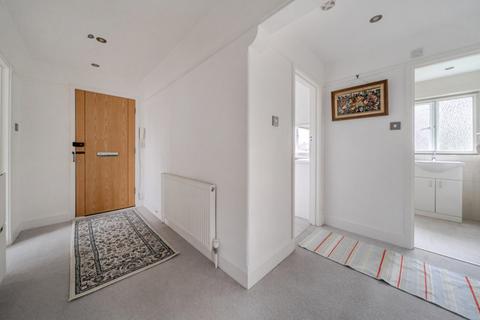 2 bedroom flat for sale, Devon Court, Links Road, West Acton W3