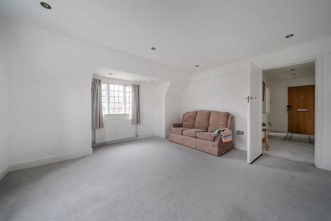 2 bedroom flat for sale, Devon Court, Links Road, West Acton W3