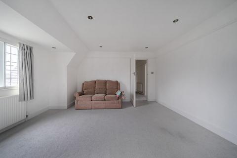2 bedroom flat for sale, Devon Court, Links Road, West Acton W3