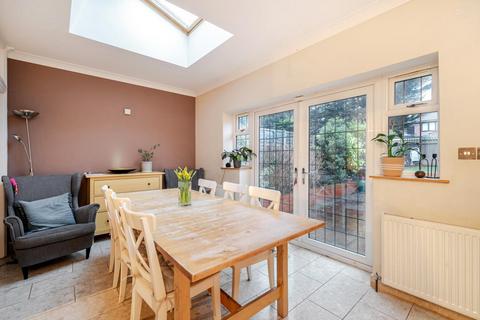 5 bedroom semi-detached house for sale, Cissbury Ring South, Woodside Park