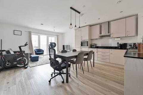 1 bedroom flat for sale, Cooke House, Watford, WD18