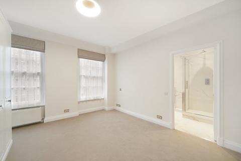 3 bedroom flat to rent, South Lodge, Circus Road, St John's Wood, London