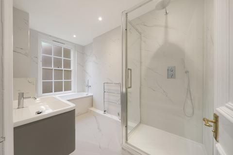3 bedroom flat to rent, South Lodge, Circus Road, St John's Wood, London