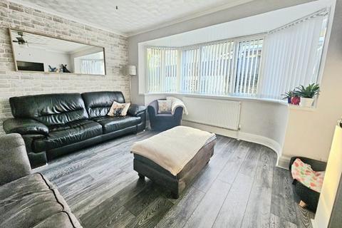 undefined, Cambridge Avenue, Dursley, GL11 4AU