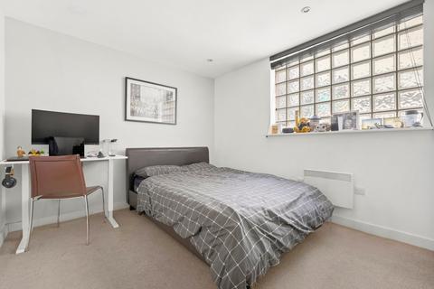 2 bedroom flat to rent, St. Clements House, 12 Leyden Street, London