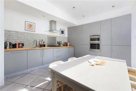 2 bedroom house to rent, Allfarthing Lane, Wandsworth Town, London