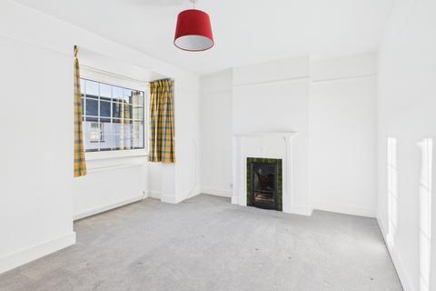 2 bedroom end of terrace house for sale, Pinewood Close, Gerrards Cross, Buckinghamshire, SL9