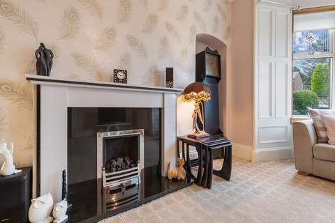3 bedroom end of terrace house for sale, Neilston Road, Paisley PA2