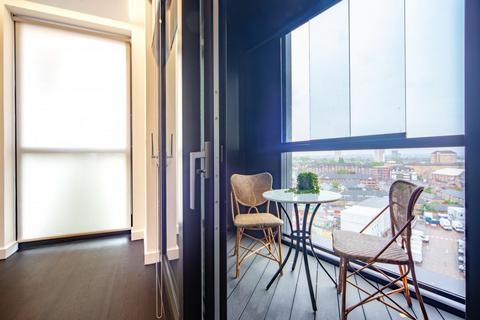 2 bedroom flat to rent, Thornes House, Vauxhall, SW11