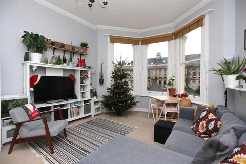 1 bedroom flat to rent, Wilbury Avenue, Hove