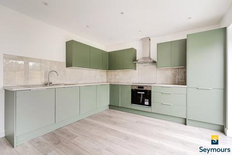 undefined, Rydes Avenue, Surrey GU2