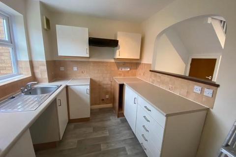 2 bedroom terraced house to rent, St Davids Close, Brackla, Bridgend, CF31 2BN