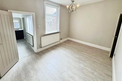 2 bedroom terraced house to rent, Memorial Road, Manchester M28