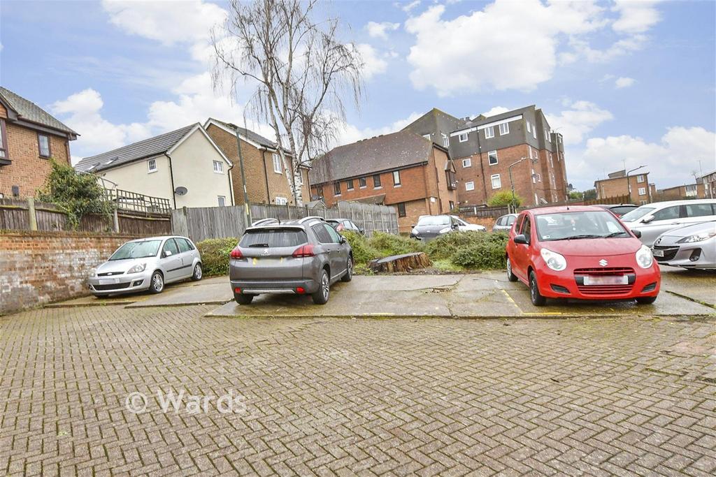 Driveway/Parking