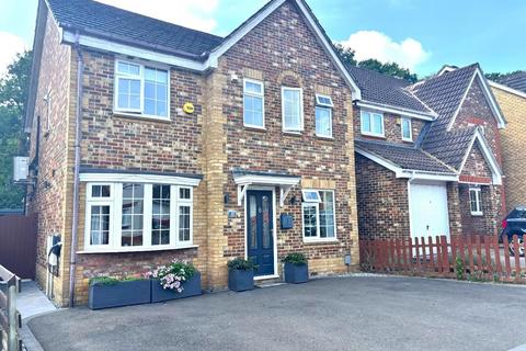 4 bedroom detached house for sale, Thirlmere, Stevenage