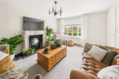 5 bedroom detached house for sale, Reeds Way, Norwich NR14