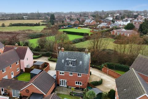 5 bedroom detached house for sale, Reeds Way, Norwich NR14
