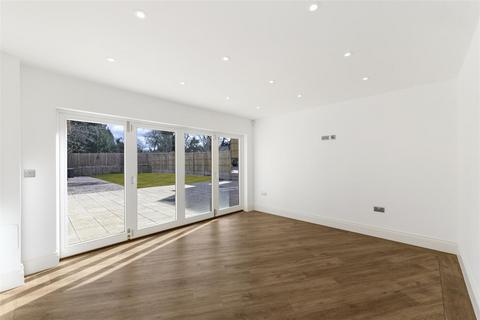 6 bedroom detached house for sale, St. Leonards Street, West Malling ME19