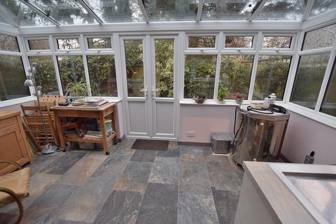2 bedroom terraced house for sale, Powis Close, New Milton, Hampshire. BH25 6AW