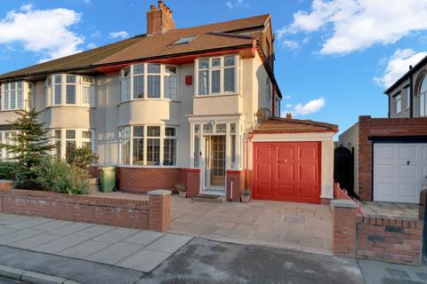 4 bedroom semi-detached house for sale, Thornfield Road, Thornton, L23