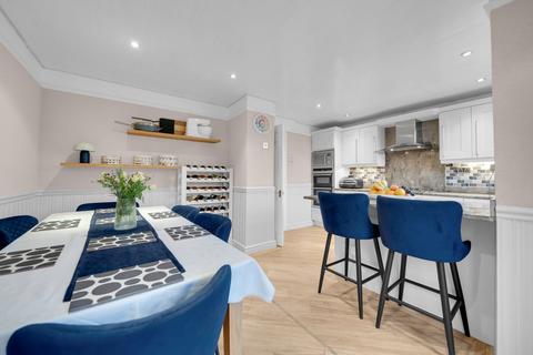 4 bedroom semi-detached house for sale, Thornfield Road, Thornton, L23