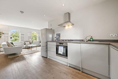 2 bedroom flat for sale, Vauxhall Grove, London SW8