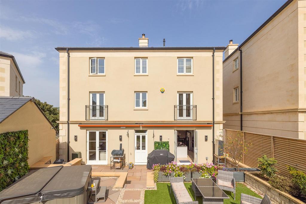 27 Holburne Park-24.jpg