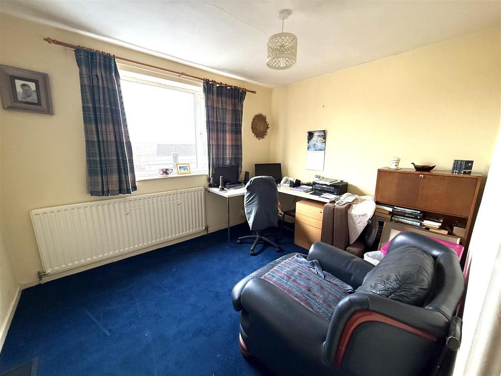 27 som bed 4.jpeg