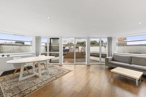 2 bedroom flat to rent, Galaxy House, 32 Leonard Street, London