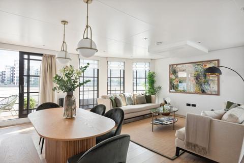 undefined, Cadogan Pier, Cheyne Walk, London