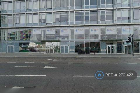 2 bedroom flat to rent, Strand Street, Liverpool, L1