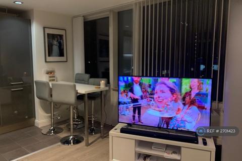 2 bedroom flat to rent, Strand Street, Liverpool, L1