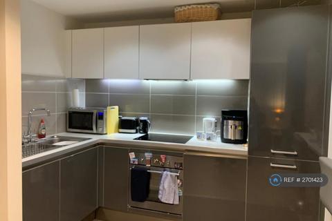 2 bedroom flat to rent, Strand Street, Liverpool, L1