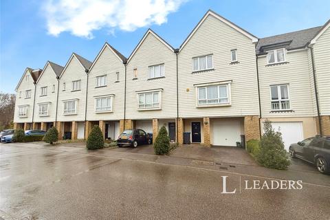2 bedroom house to rent, Barry Drive, Haywards Heath, RH16