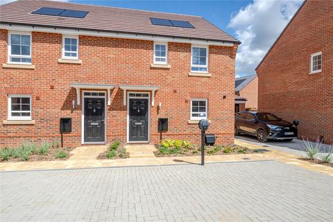 3 bedroom house to rent, Farrow Place, Finchwood Park, Wokingham, RG40