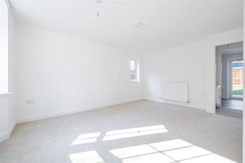 3 bedroom semi-detached house to rent, Farrow Place, Finchwood Park, Wokingham, RG40