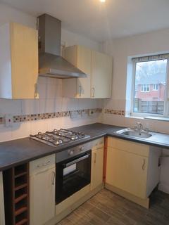 3 bedroom semi-detached house to rent, Margroy Close, Shawclough, OL12