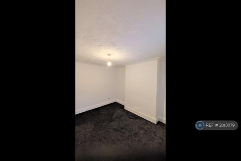 1 bedroom flat to rent, East George Potts Street, South Shields, NE33