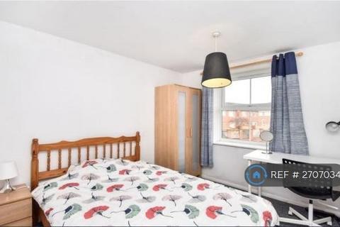 2 bedroom flat to rent, Drapers Fields, Coventry, CV1