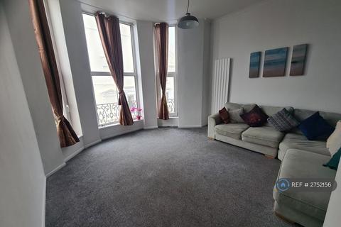 2 bedroom flat to rent, Warrior Square, St. Leonards-On-Sea, TN37
