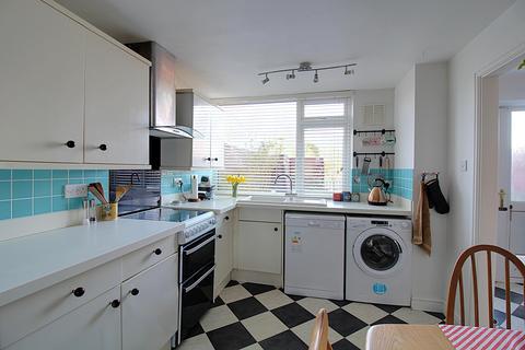3 bedroom maisonette for sale, Fleet Road, Fleet GU51